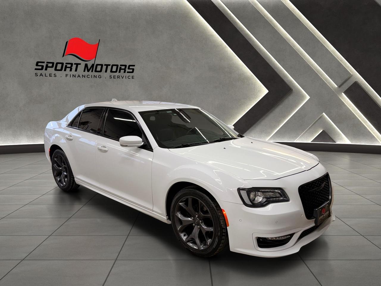 2021 Chrysler 300 300 TOURING L+SAFETY TEC+SPORT PKG+CLEAN CARFAX Photo10