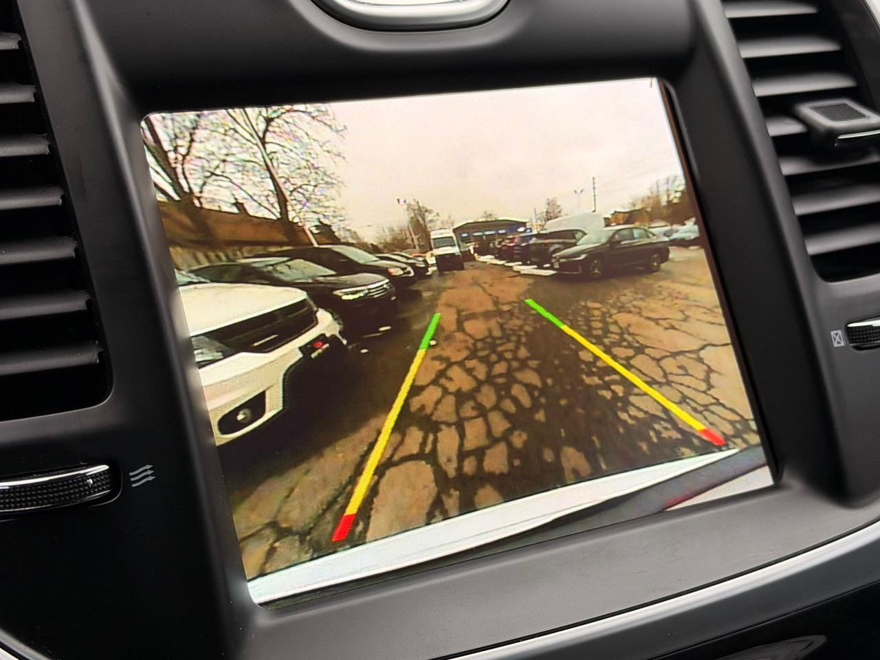 2021 Chrysler 300 300 TOURING L+SAFETY TEC+SPORT PKG+CLEAN CARFAX Photo81