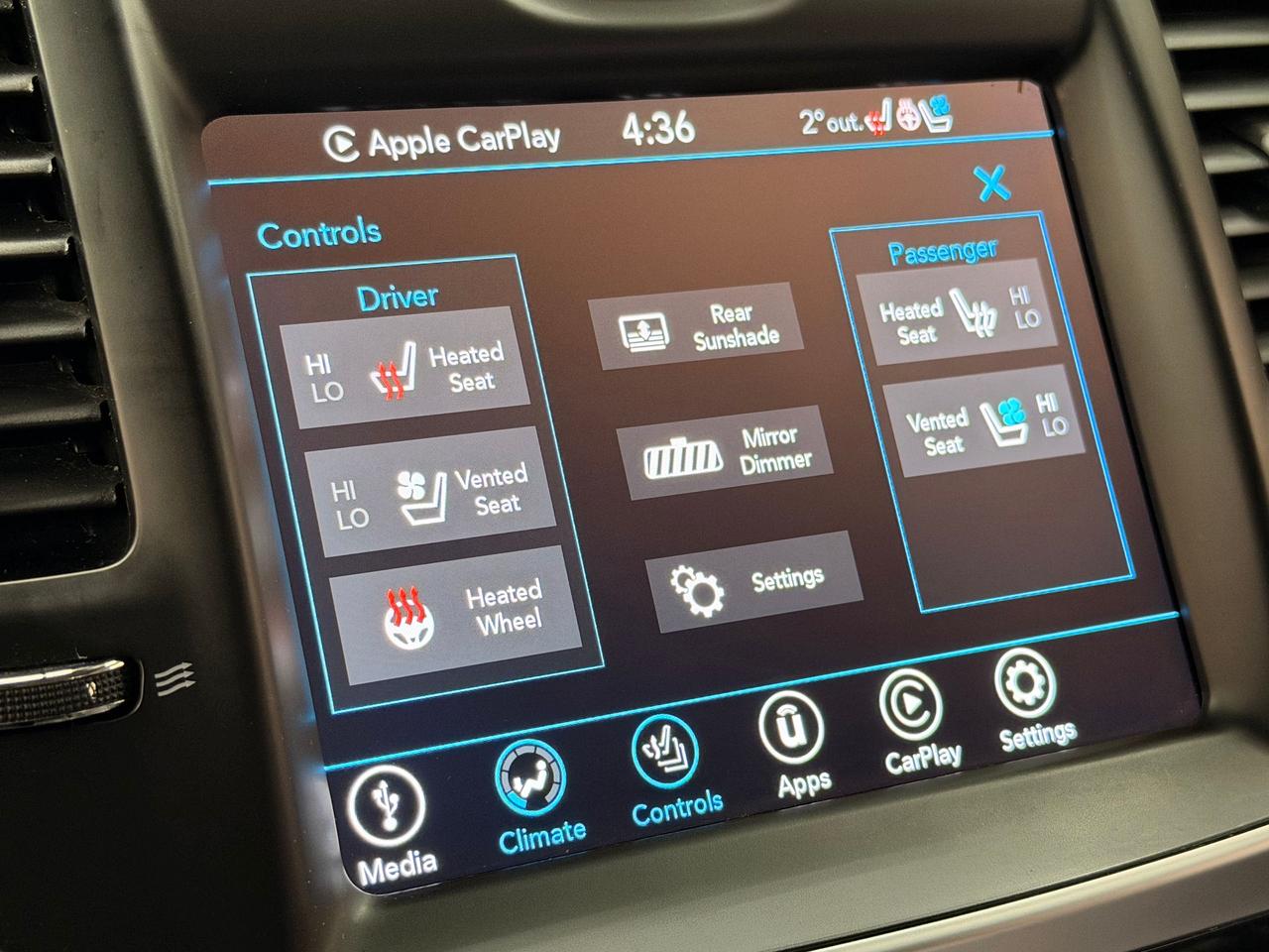 2021 Chrysler 300 300 TOURING L+SAFETY TEC+SPORT PKG+CLEAN CARFAX Photo101