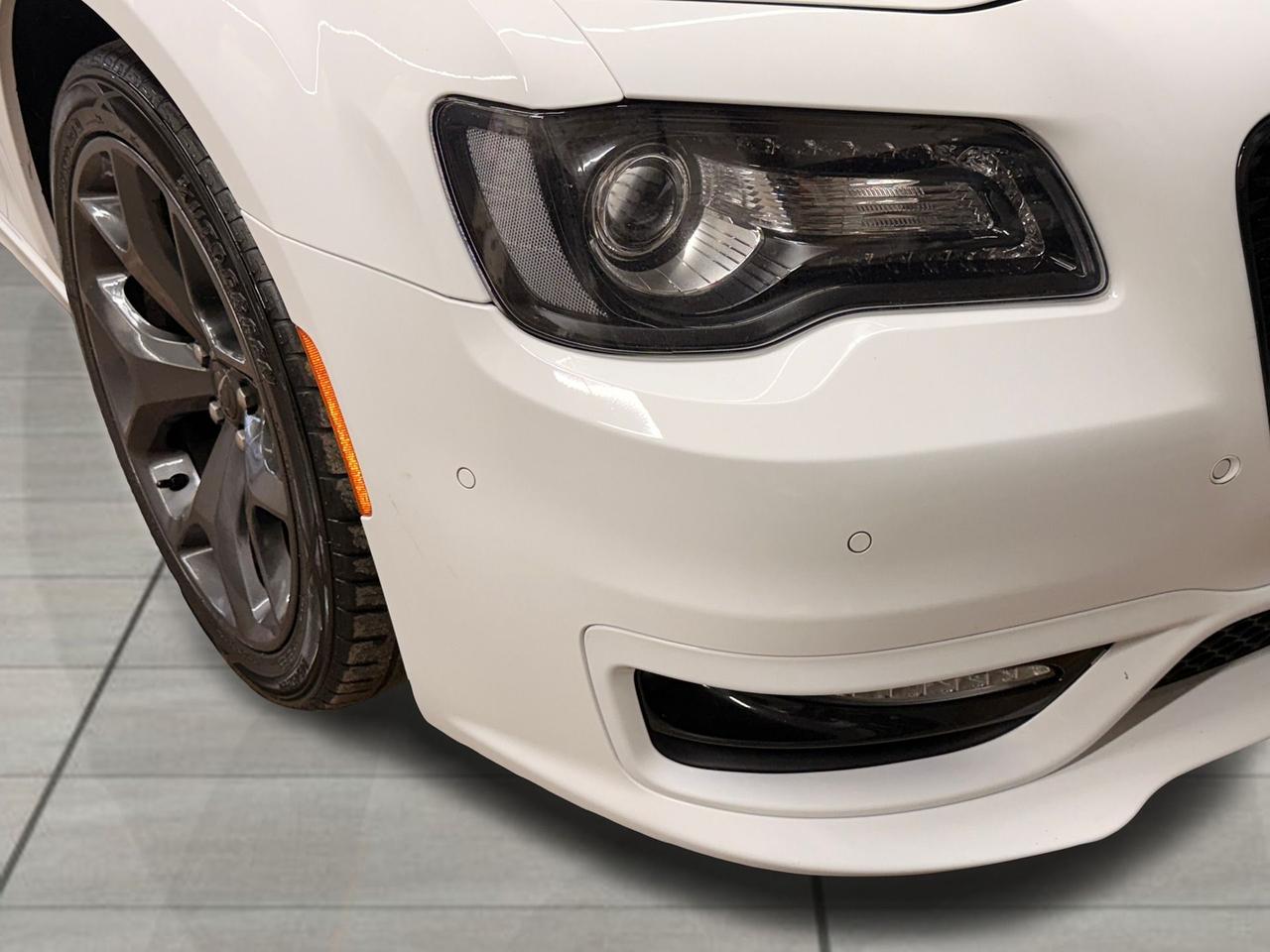 2021 Chrysler 300 300 TOURING L+SAFETY TEC+SPORT PKG+CLEAN CARFAX Photo41