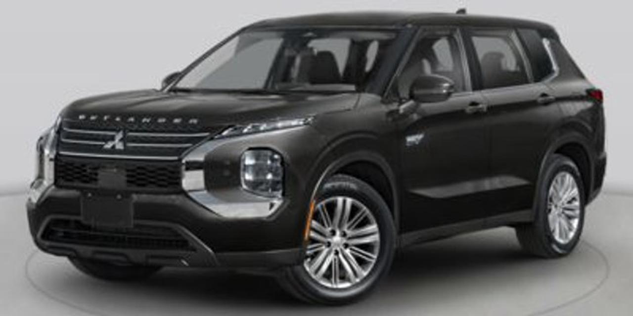 Used 2024 Mitsubishi Outlander Plug-In Hybrid  for sale in Saskatoon, SK