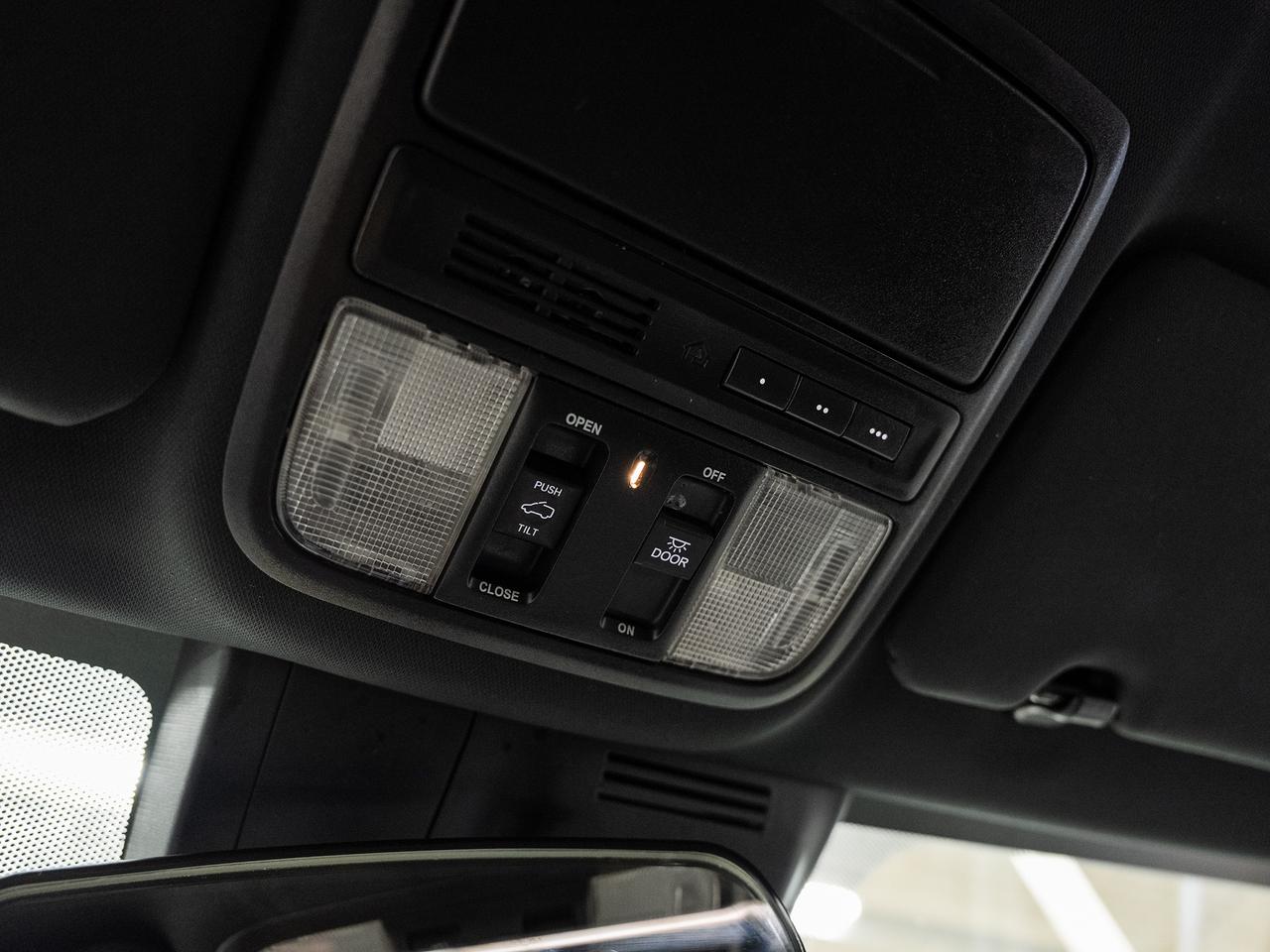 2022 Honda CR-V SPORT | AWD | Leather | Sunroof | ACC | CarPlay Photo