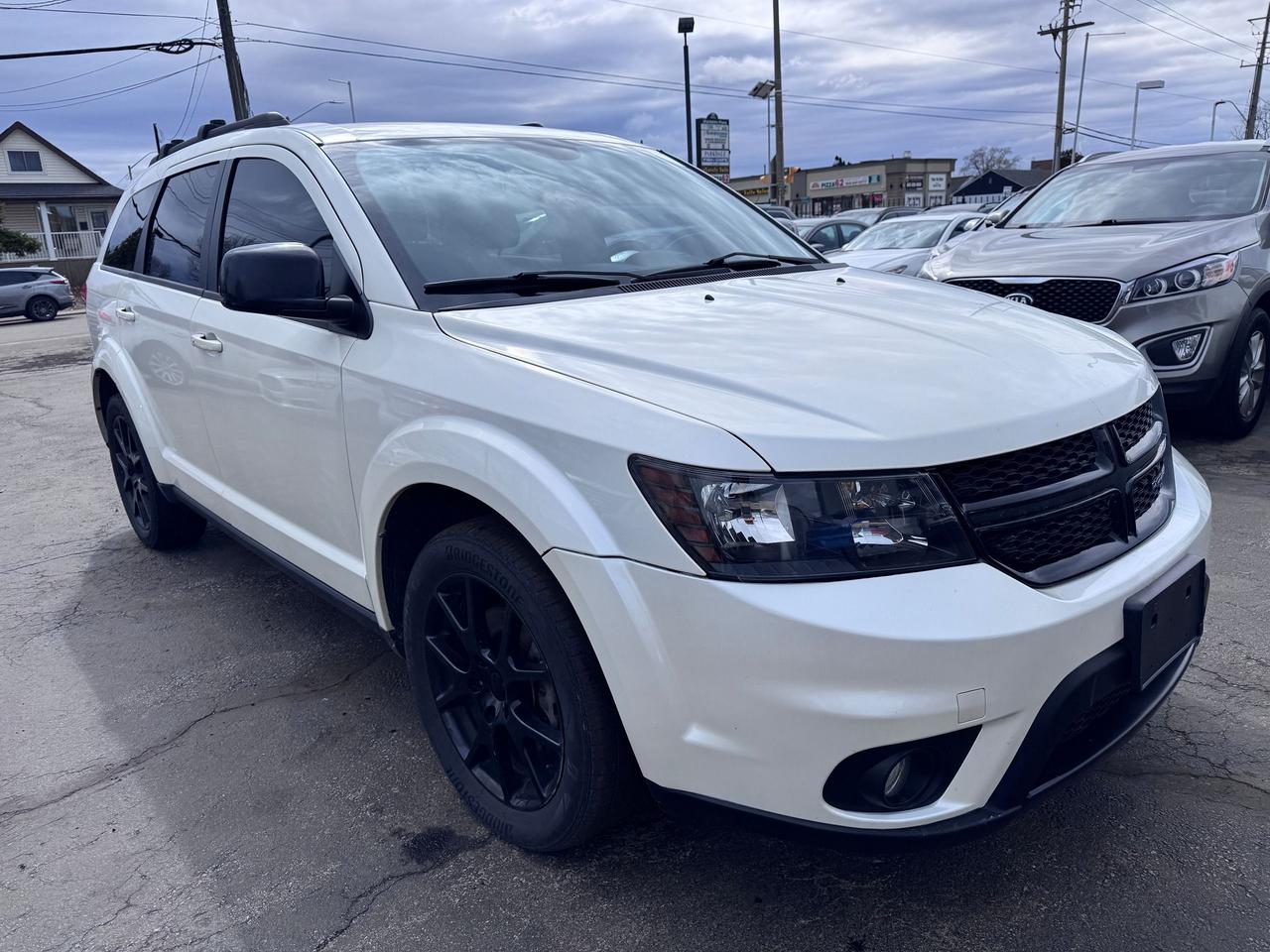 2016 Dodge Journey SXT | NO ACCIDENTS | CERTIFIED Photo2