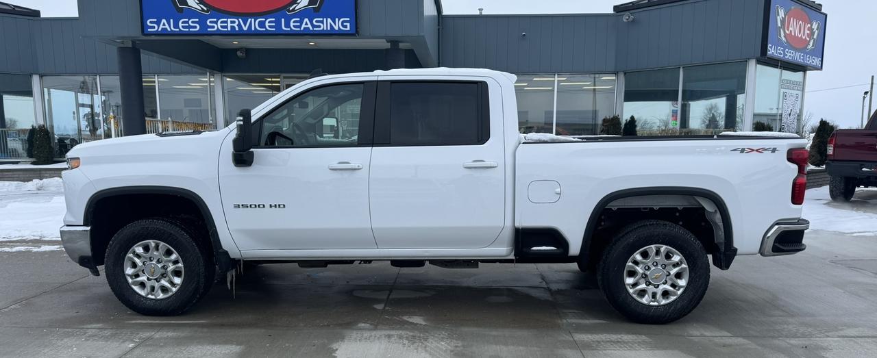 2024 Chevrolet Silverado 3500 4WD Crew Cab 159" LT Photo