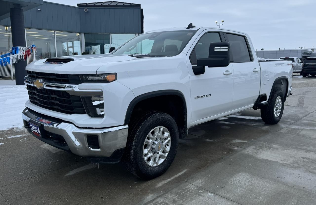 2024 Chevrolet Silverado 3500 4WD Crew Cab 159" LT Photo0