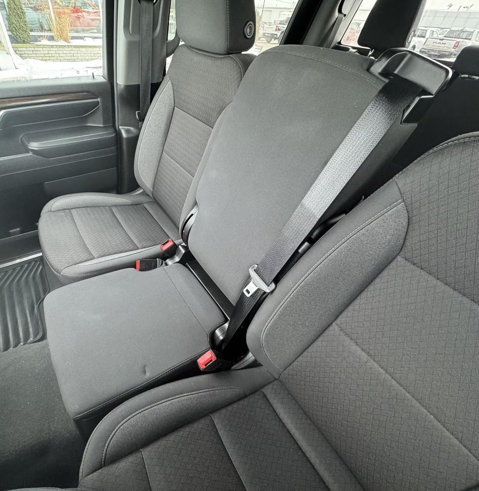 2024 Chevrolet Silverado 3500 4WD Crew Cab 159" LT Photo