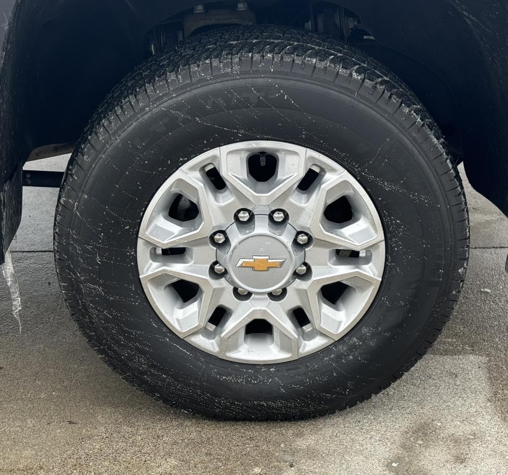 2024 Chevrolet Silverado 3500 4WD Crew Cab 159" LT Photo
