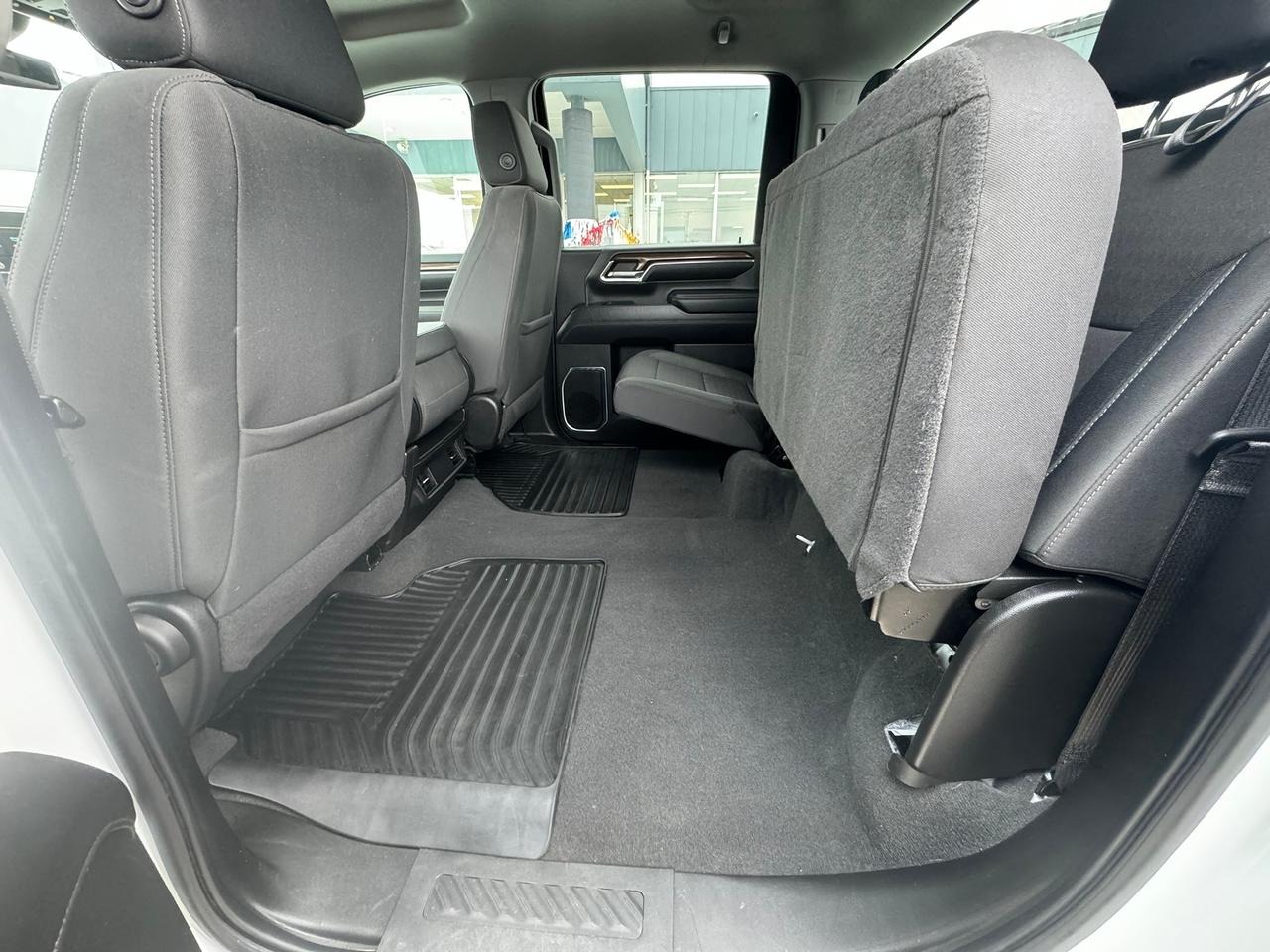 2024 Chevrolet Silverado 3500 4WD Crew Cab 159" LT Photo