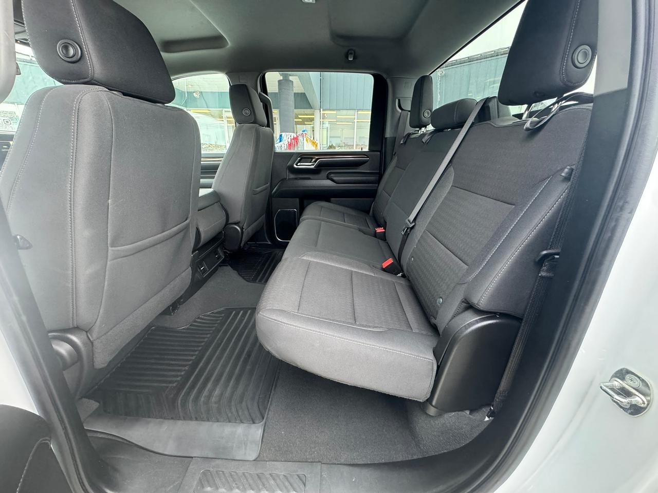 2024 Chevrolet Silverado 3500 4WD Crew Cab 159" LT Photo