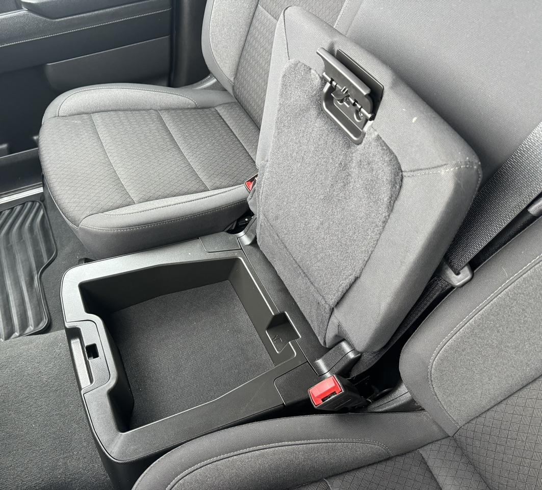 2024 Chevrolet Silverado 3500 4WD Crew Cab 159" LT Photo