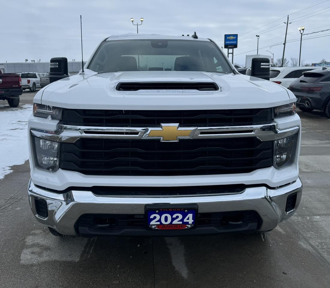 2024 Chevrolet Silverado 3500 4WD Crew Cab 159" LT Photo