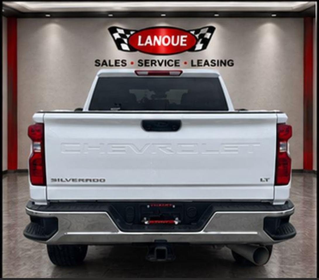 2024 Chevrolet Silverado 3500 4WD Crew Cab 159" LT Photo4