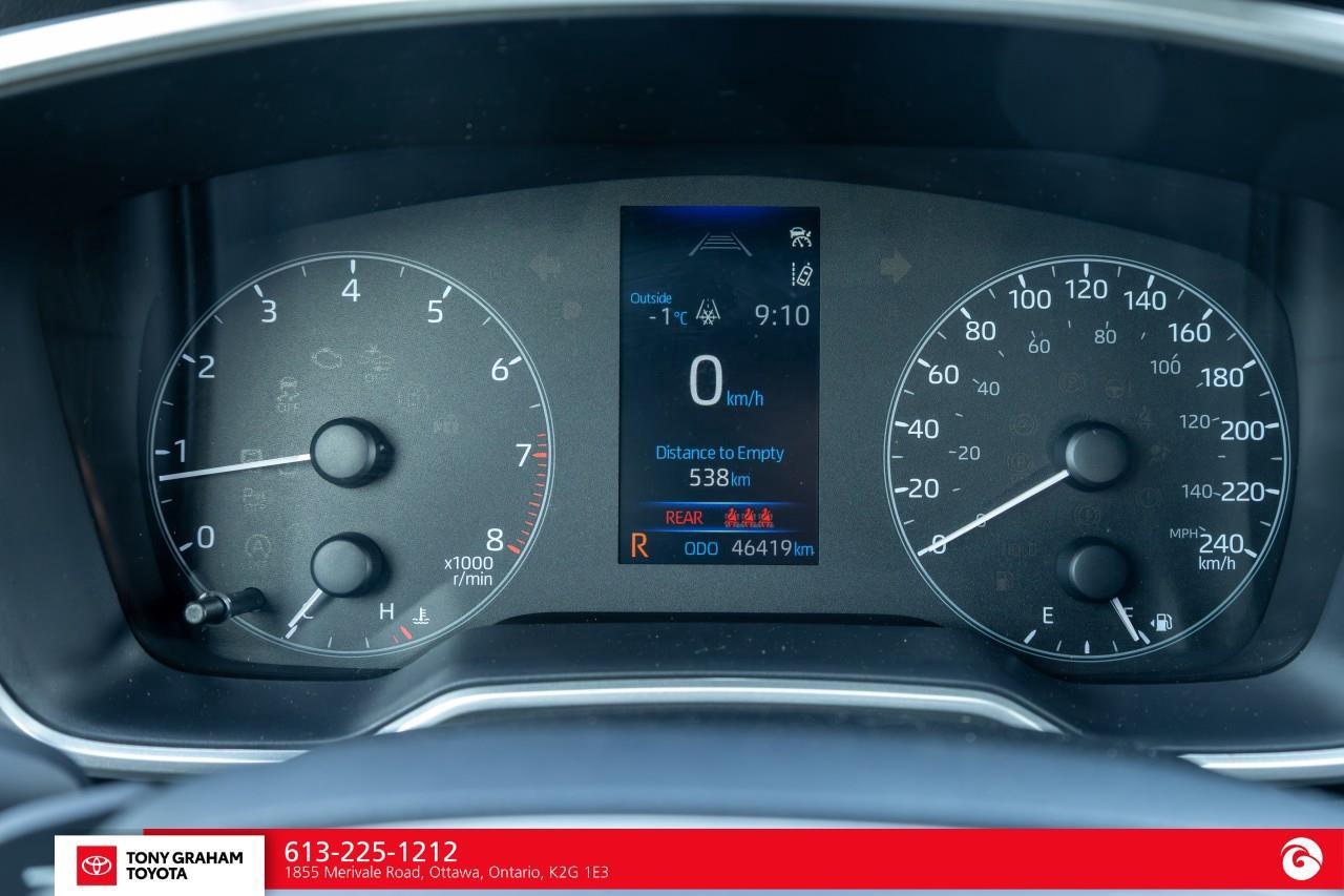 2025 Toyota Corolla Hatchback Photo