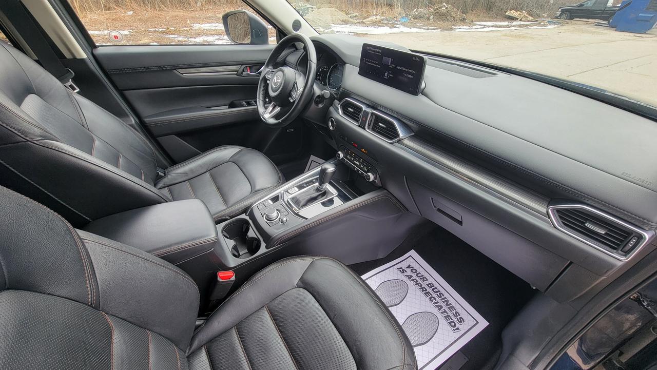 2023 Mazda CX-5 Grand Touring Photo