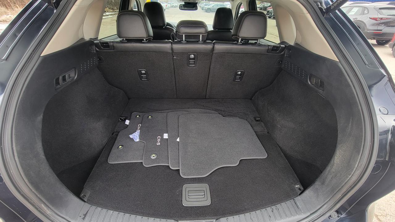 2023 Mazda CX-5 Grand Touring Photo