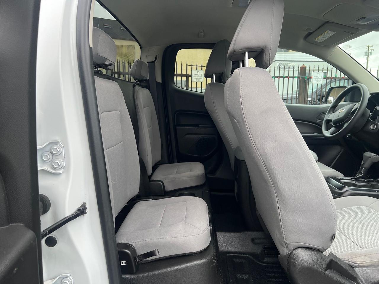 2016 Chevrolet Colorado 2WD WT Photo10