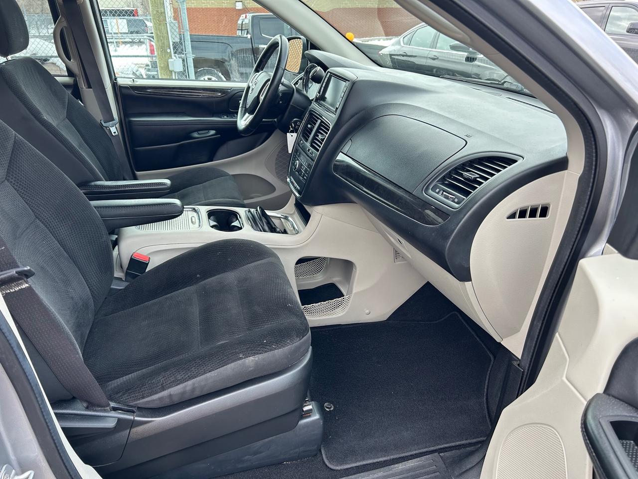 2019 Dodge Grand Caravan Crew Photo