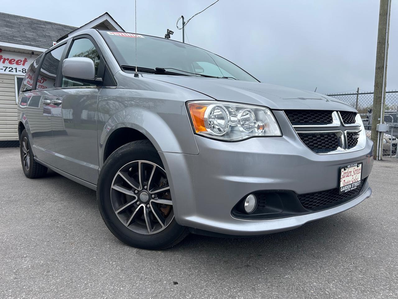 2019 Dodge Grand Caravan Crew Photo
