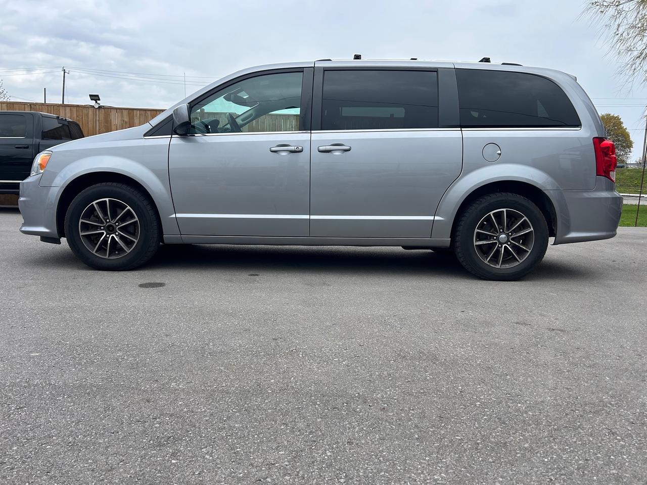2019 Dodge Grand Caravan Crew Photo