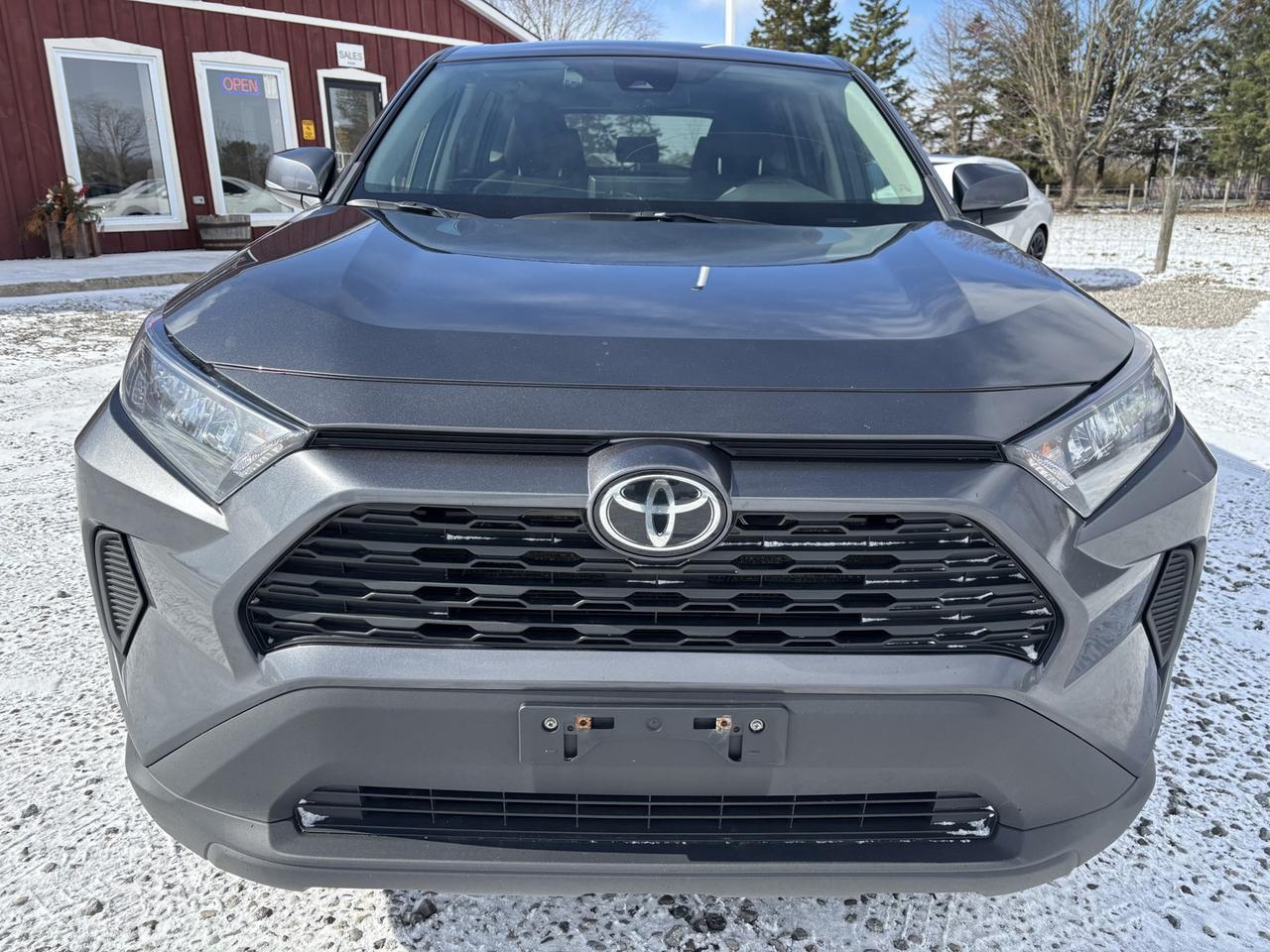 2023 Toyota RAV4 LE Photo