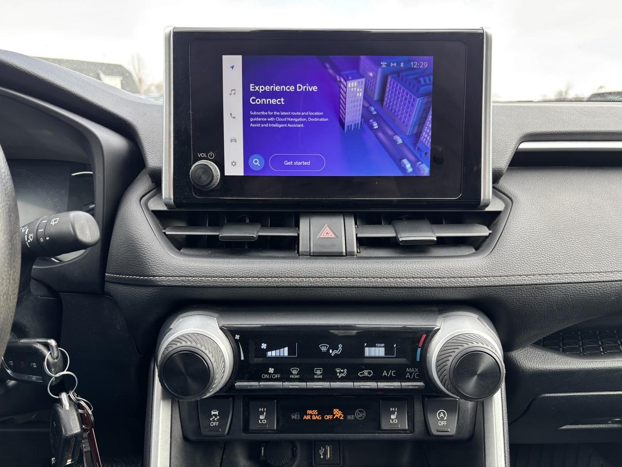 2023 Toyota RAV4 LE Photo