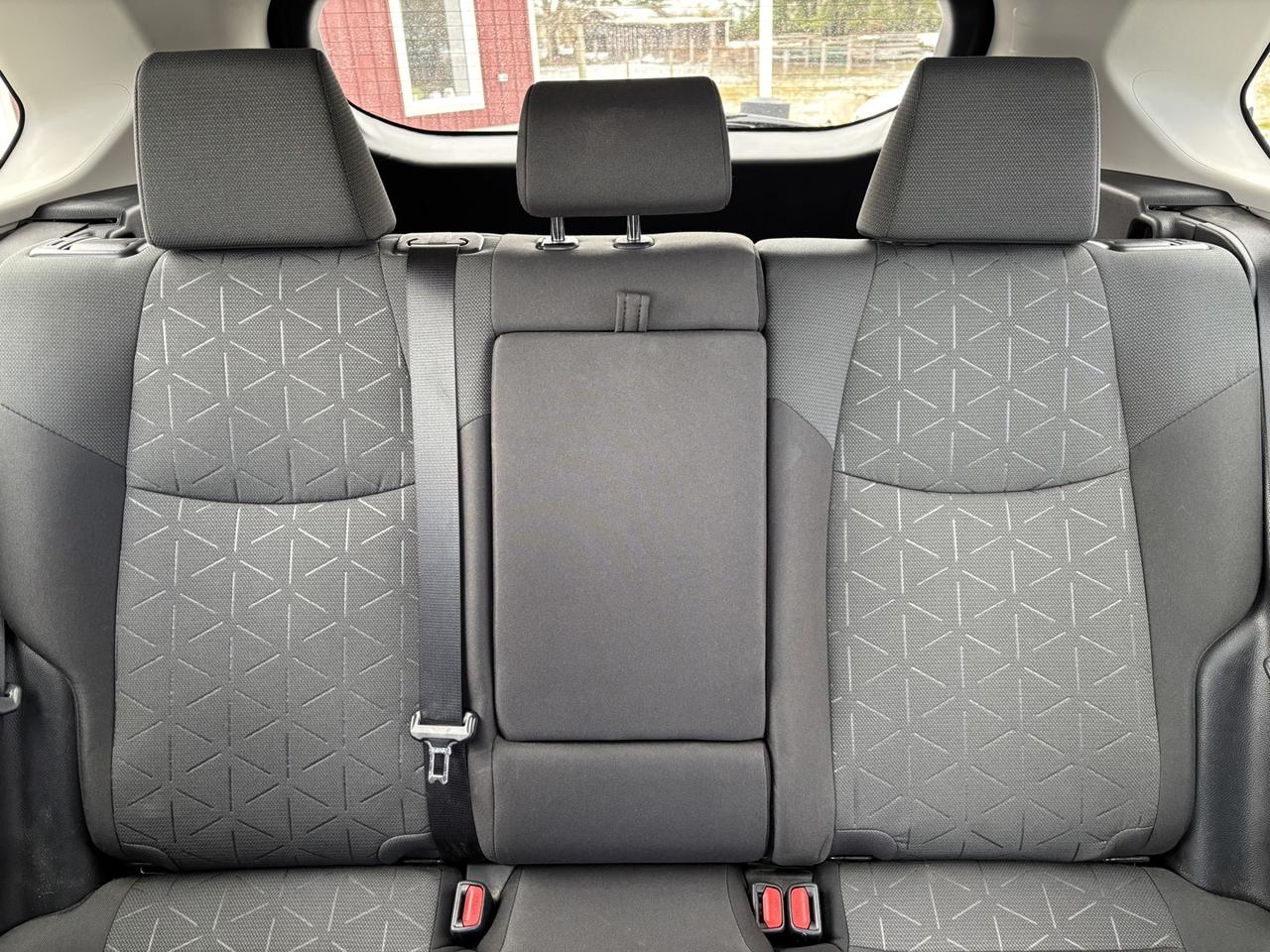 2023 Toyota RAV4 LE Photo