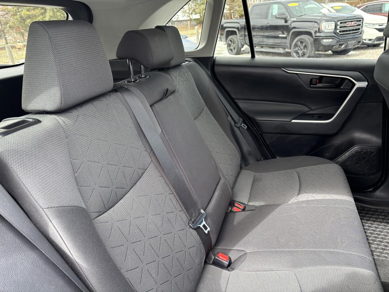 2023 Toyota RAV4 LE Photo