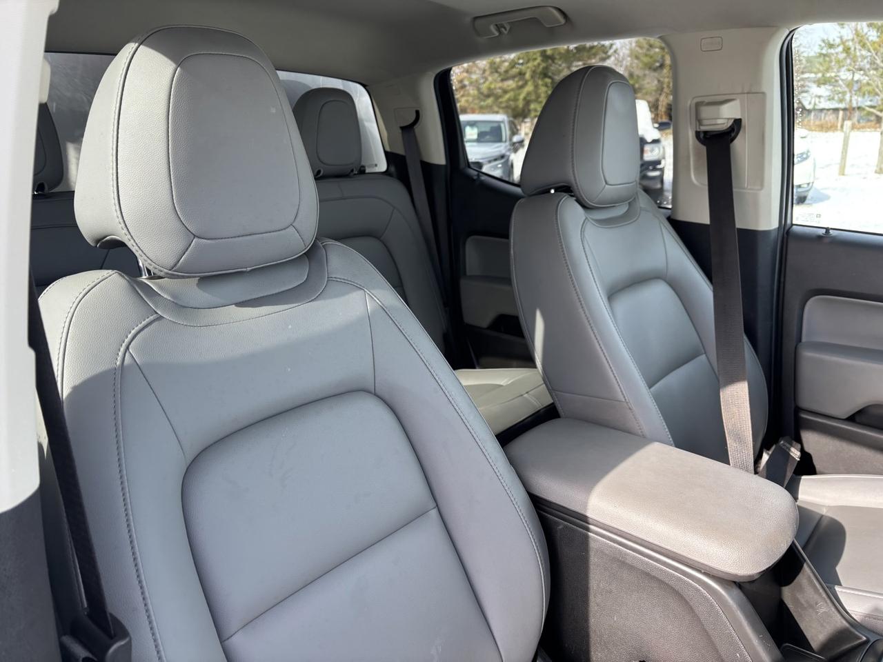 2022 Chevrolet Colorado Work Truck Photo