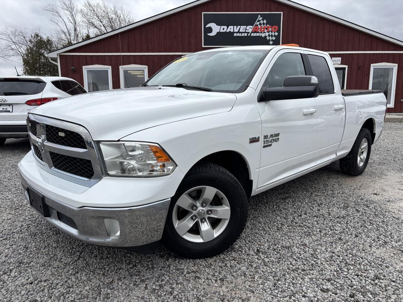 2019 RAM 1500 Classic TRADESMAN Photo0