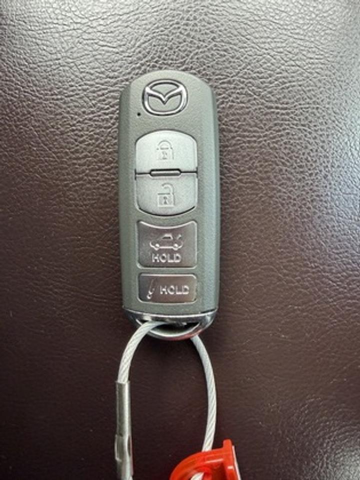 2017 Mazda MAZDA3 4DR SDN AUTO SE Photo