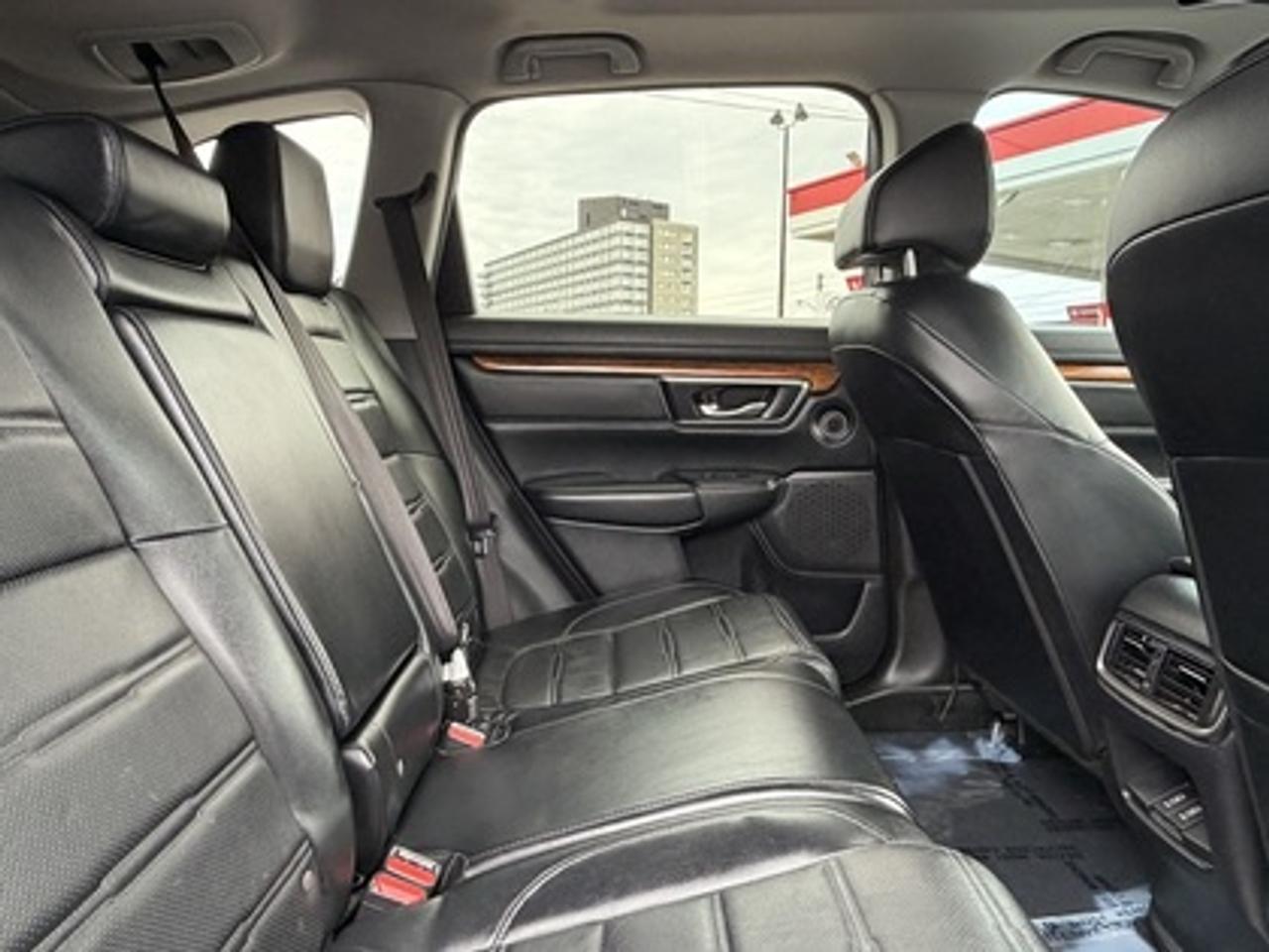 2019 Honda CR-V Touring AWD Photo