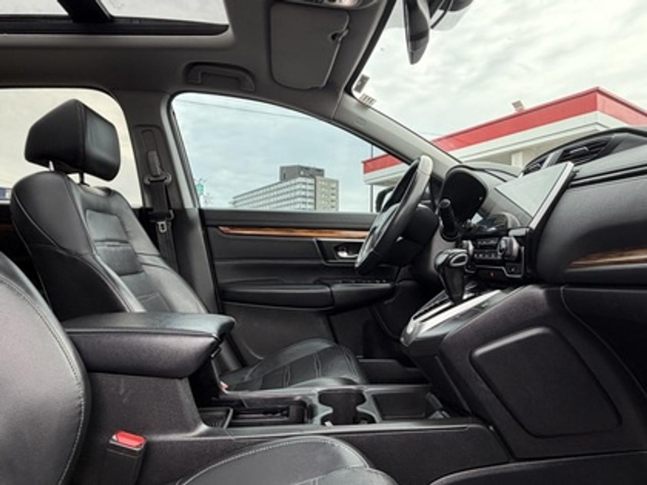 2019 Honda CR-V Touring AWD Photo