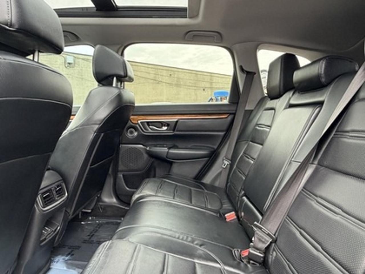 2019 Honda CR-V Touring AWD Photo