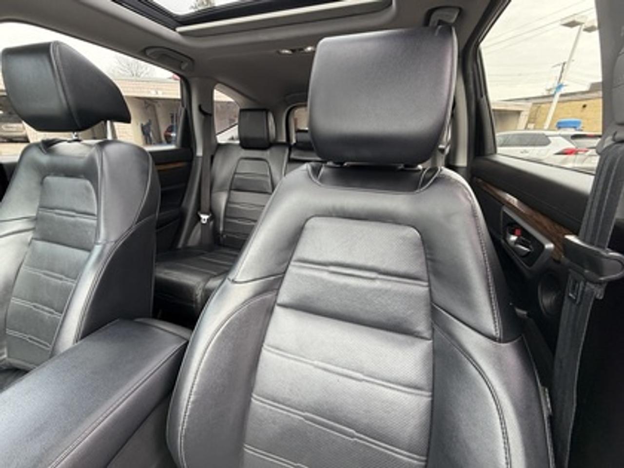 2019 Honda CR-V Touring AWD Photo