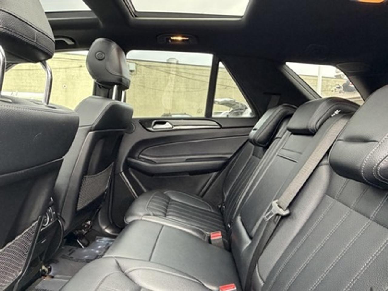 2019 Mercedes-Benz GLE GLE 400 4MATIC SUV Photo