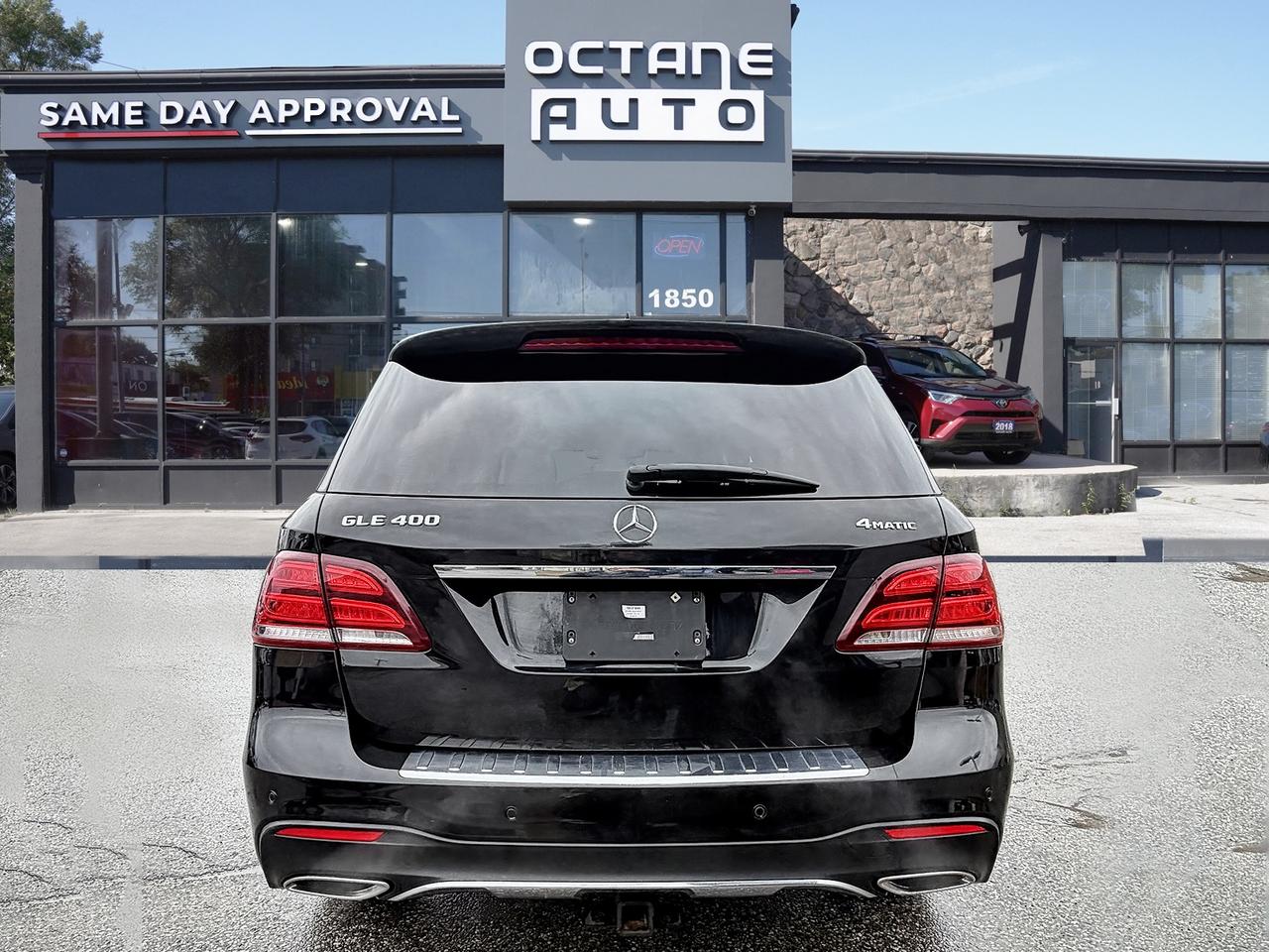 2019 Mercedes-Benz GLE GLE 400 4MATIC SUV Photo