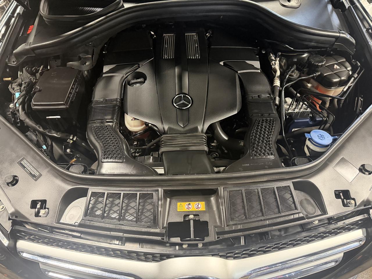 2019 Mercedes-Benz GLE GLE 400 4MATIC SUV Photo