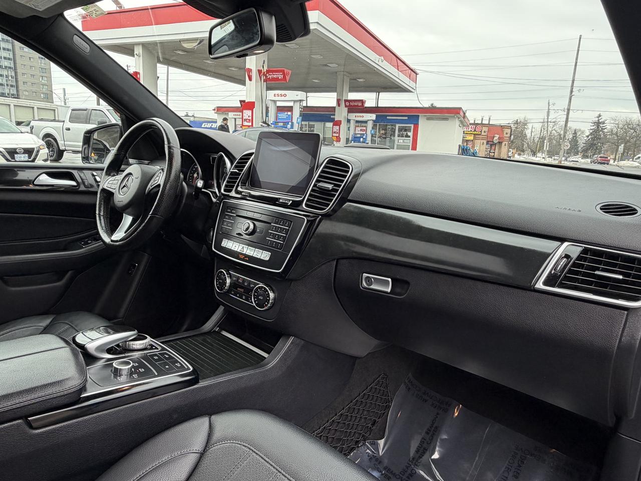 2019 Mercedes-Benz GLE GLE 400 4MATIC SUV Photo