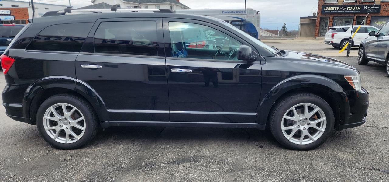 2016 Dodge Journey R/T Photo