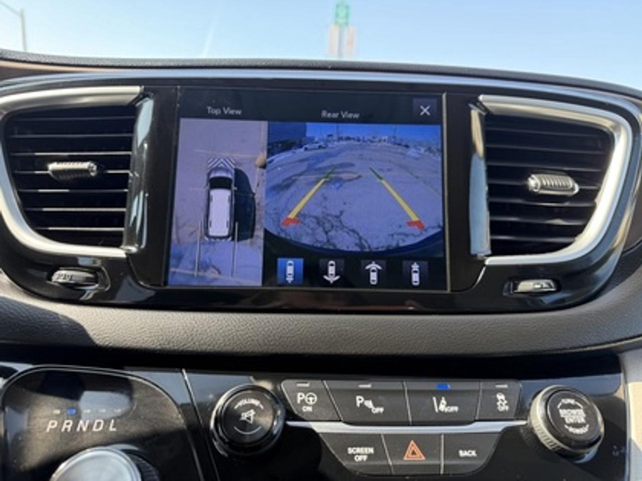 2017 Chrysler Pacifica 4DR WGN TOURING-L PLUS Photo