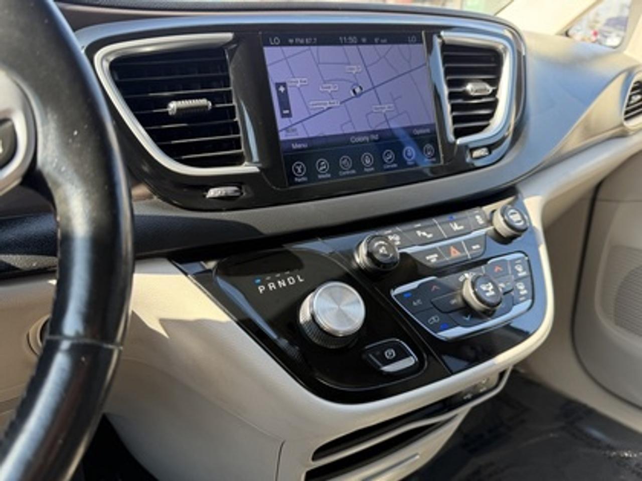 2017 Chrysler Pacifica 4DR WGN TOURING-L PLUS Photo