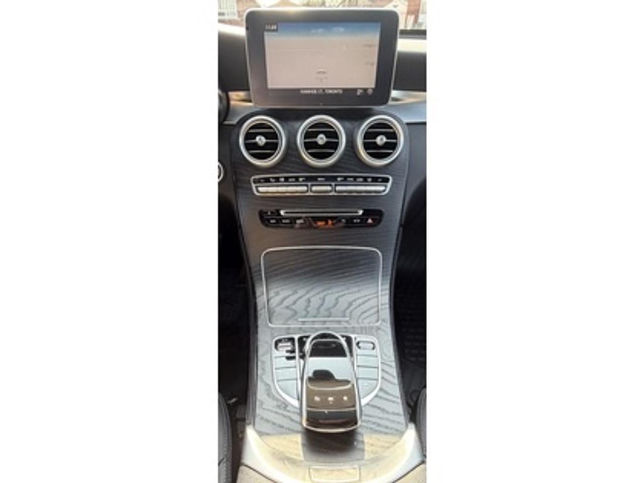 2019 Mercedes-Benz GLC GLC 300 4MATIC SUV Photo