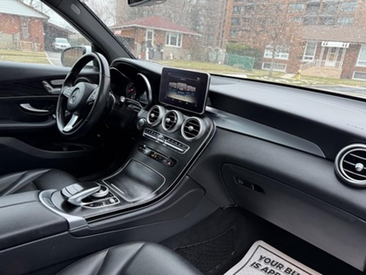 2019 Mercedes-Benz GLC GLC 300 4MATIC SUV Photo