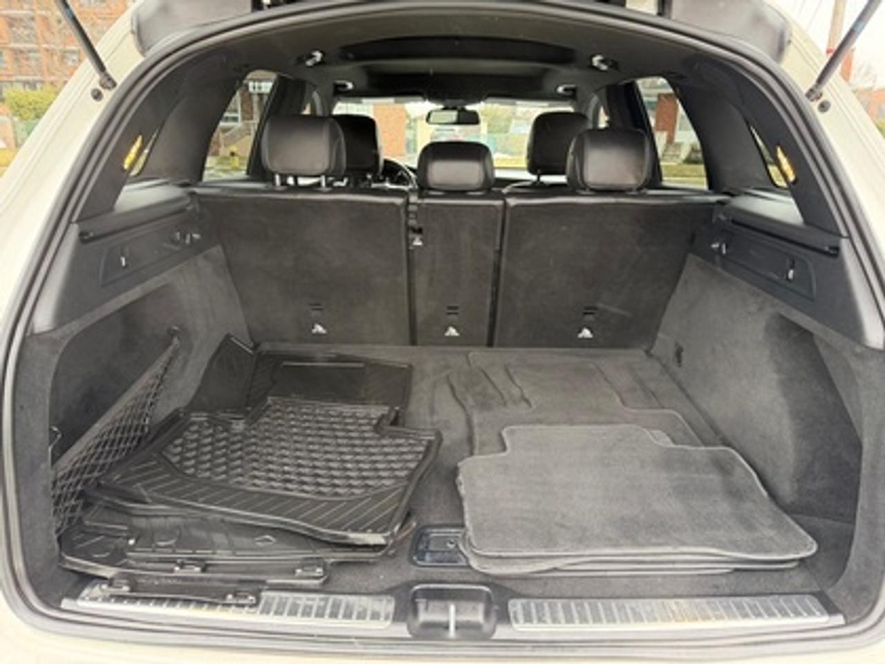 2019 Mercedes-Benz GLC GLC 300 4MATIC SUV Photo