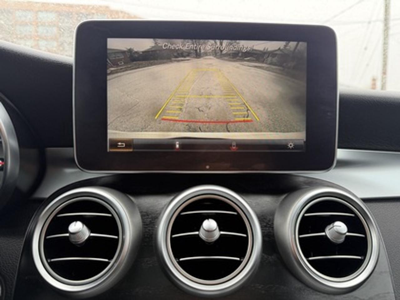 2019 Mercedes-Benz GLC GLC 300 4MATIC SUV Photo