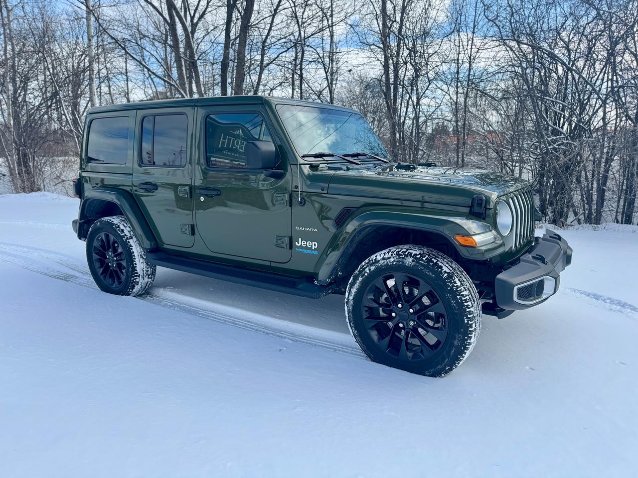 2021 Jeep Wrangler Unlimited Sahara 4XE Hybrid One Owner | 2 Tops Photo2