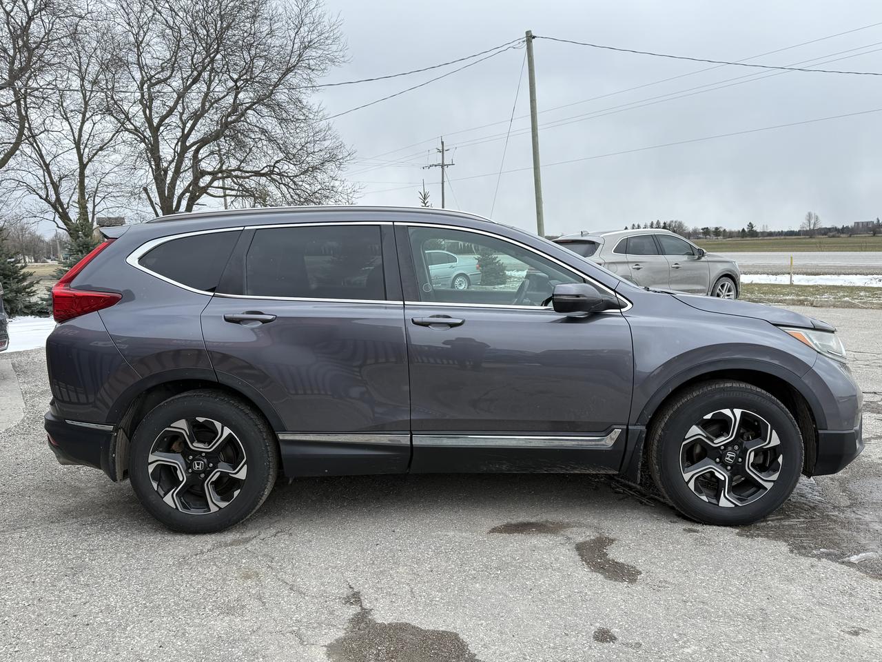2017 Honda CR-V Touring | Navigation | Backup Camera | Sunroof Photo