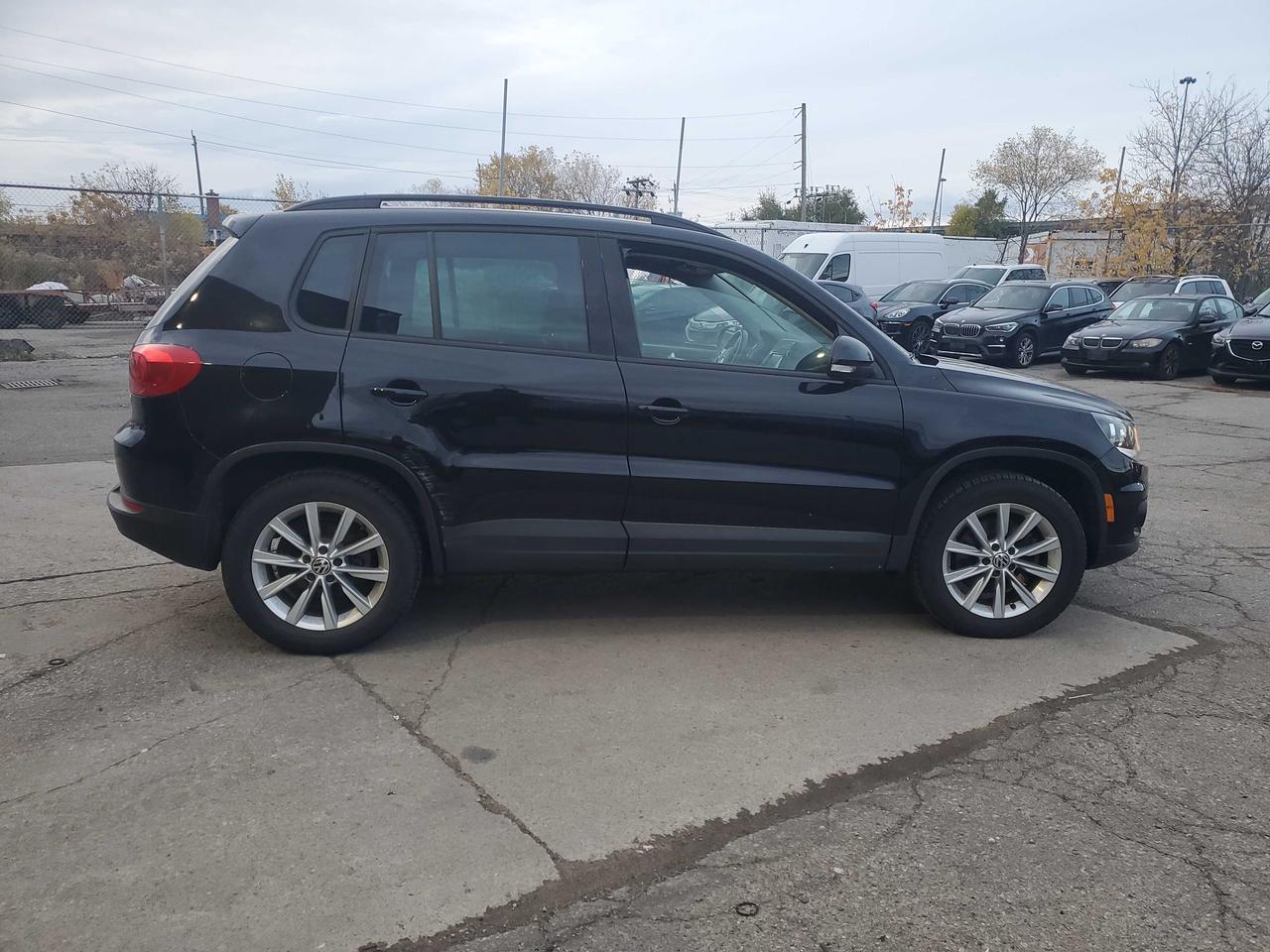 2013 Volkswagen Tiguan COMFORTLINE Photo