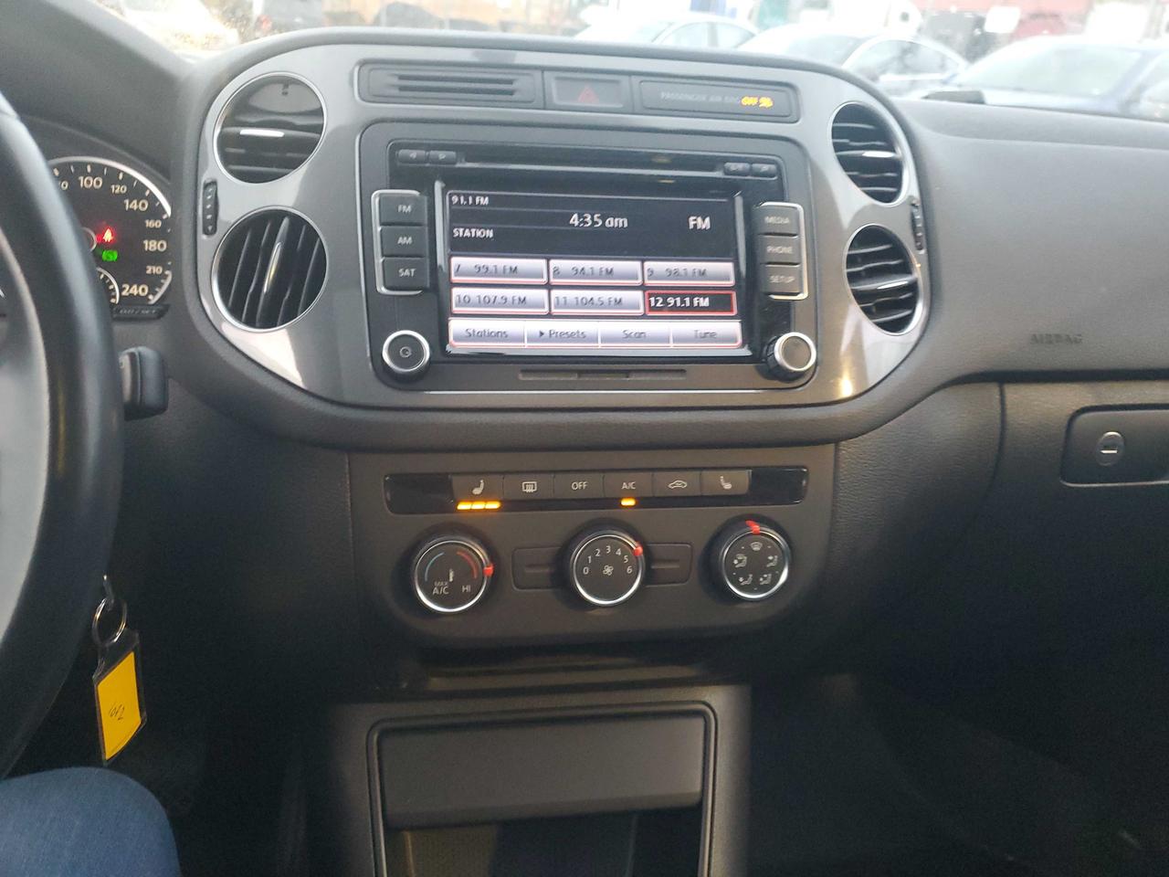 2013 Volkswagen Tiguan COMFORTLINE Photo