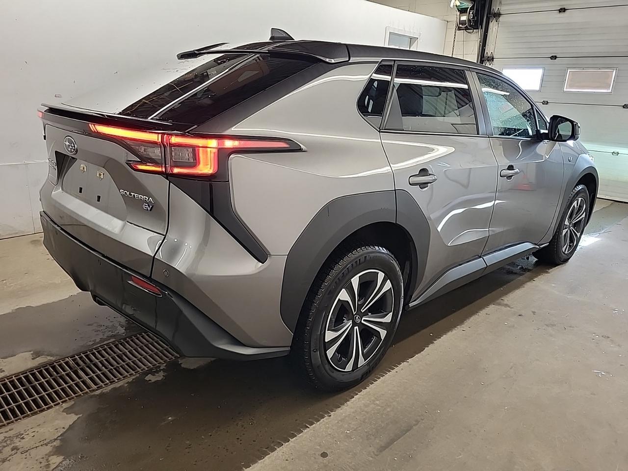 2023 Subaru Solterra  Photo